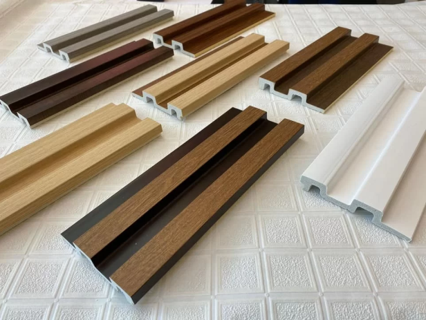 Mustum-legitur pro Global emptoribus: PS Wall Panels vs. PVC Wall Panels – A Plena 10-Dimensio Comparationis. Quod unum est Verus Hard Currency?